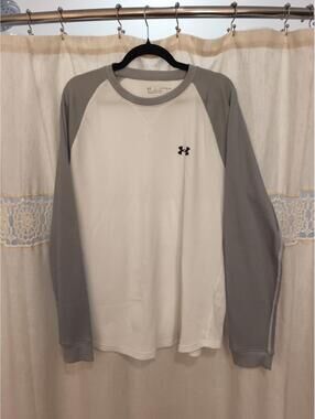 Under Armour Men's UA Waffle Crew Long Sleeve XL shirt in white and gray.